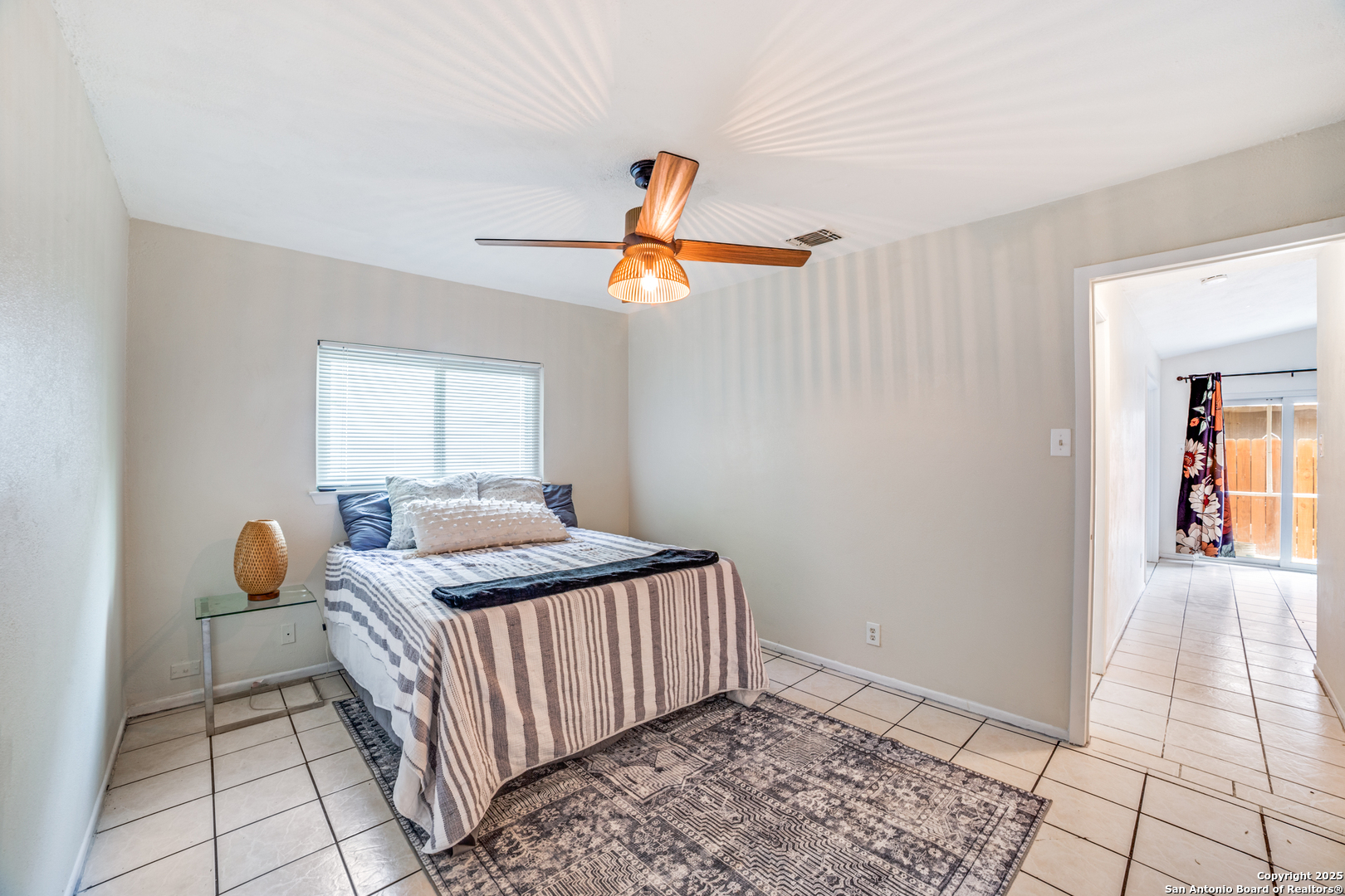 6775 Hickory Springs