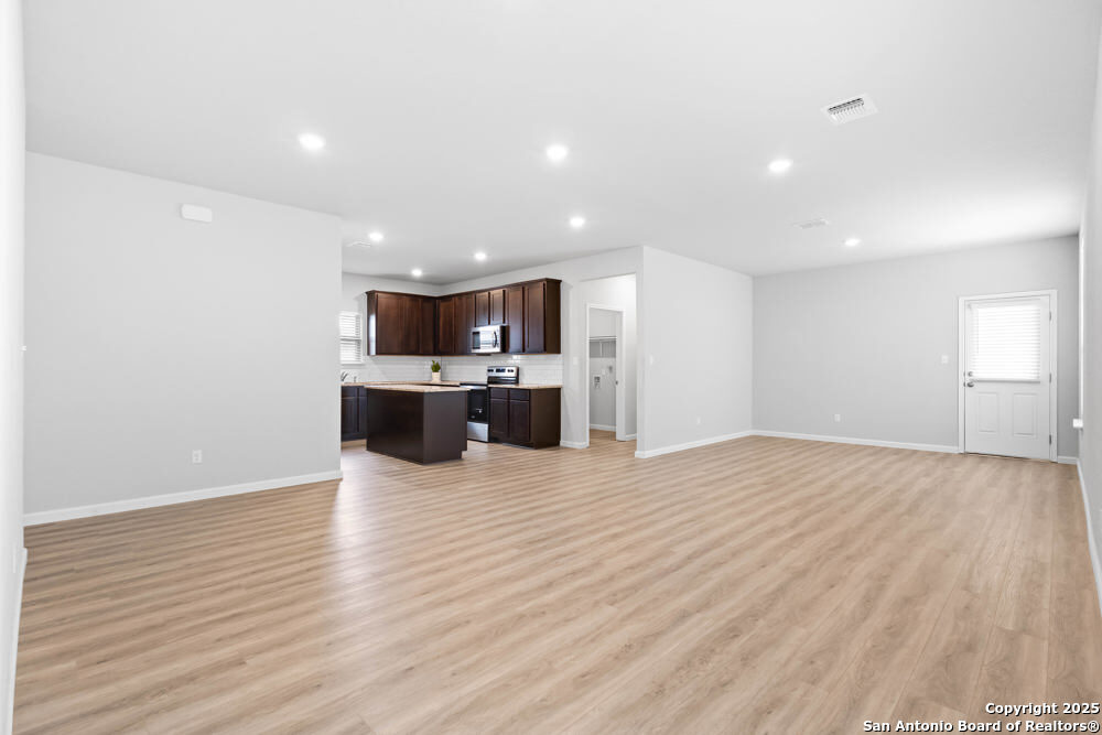 9938 rancho real