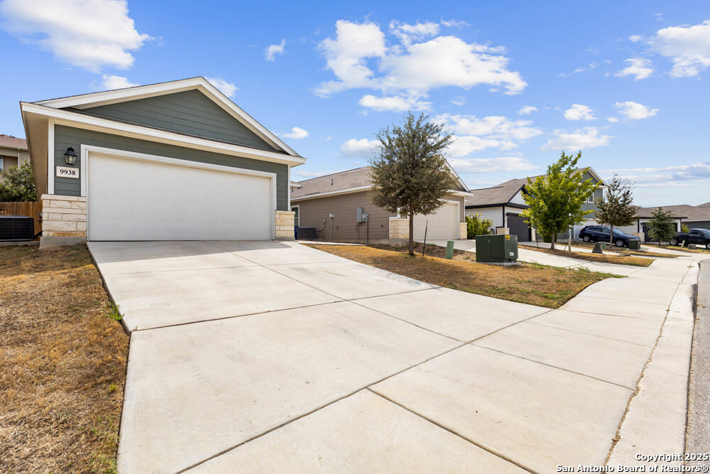 9938 rancho real