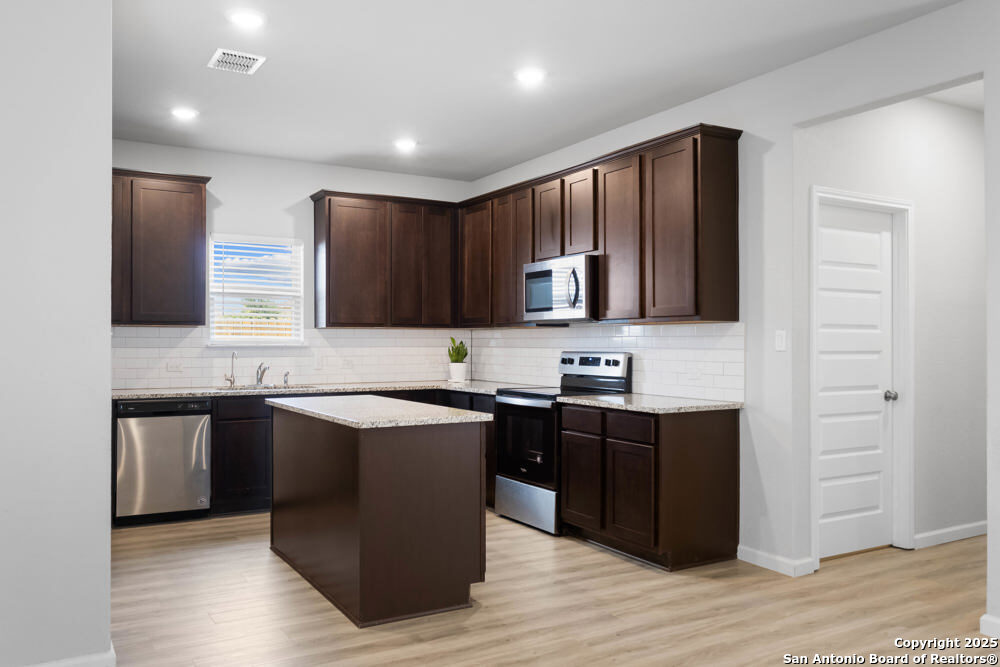 9938 rancho real