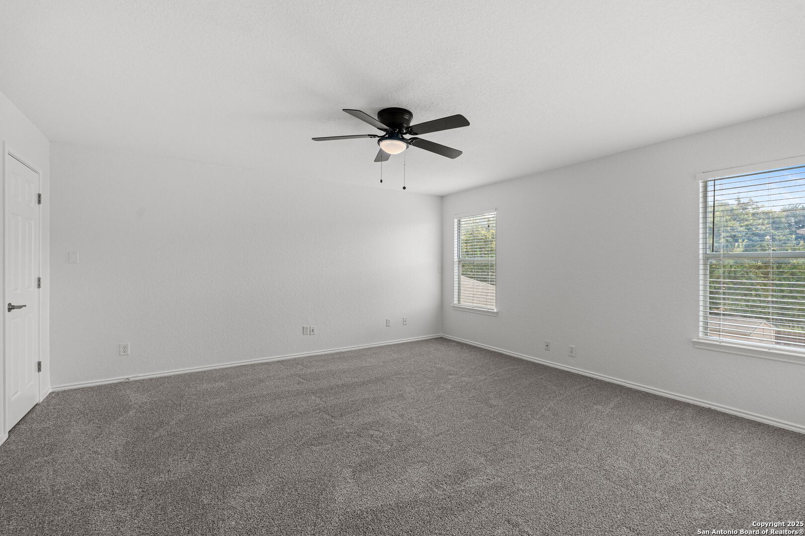 12206 Medina Mill