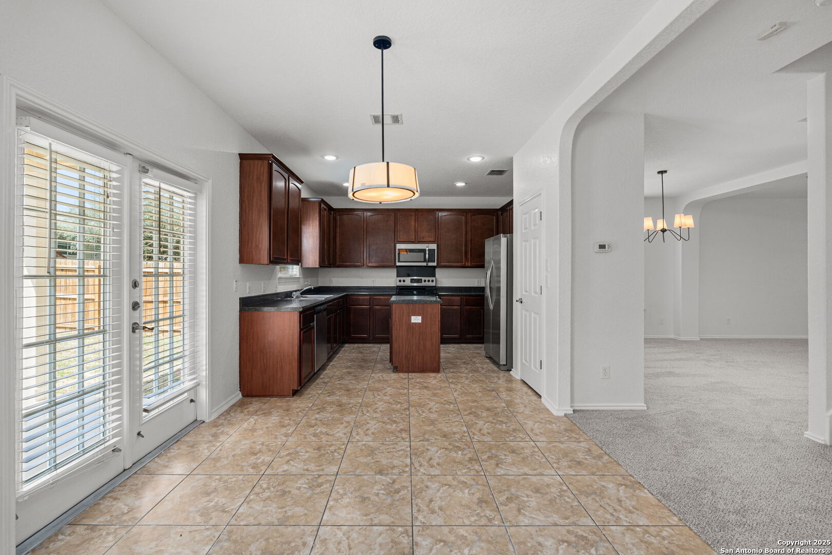 12206 Medina Mill