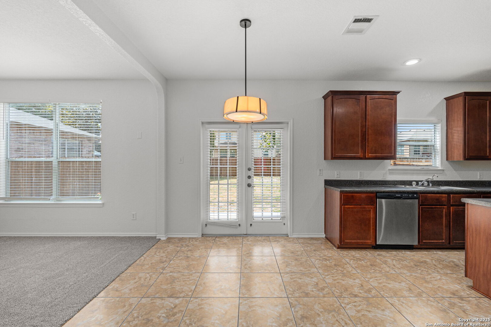 12206 Medina Mill