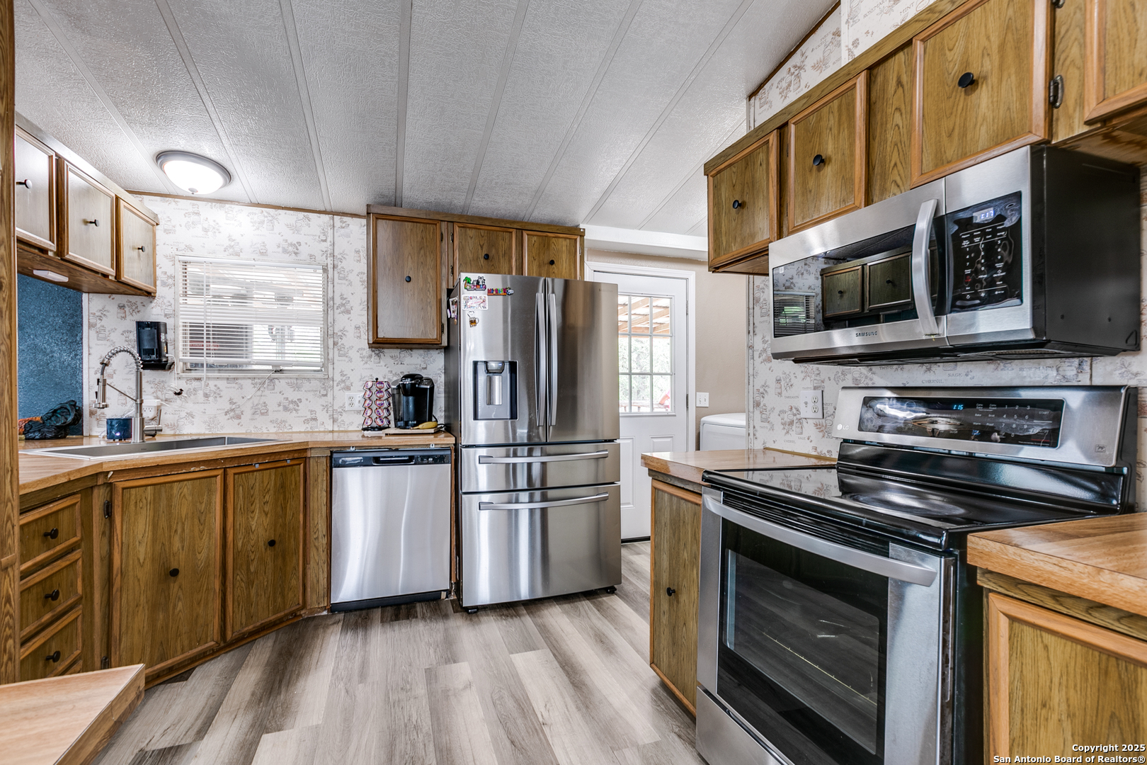 905 County Road 6753