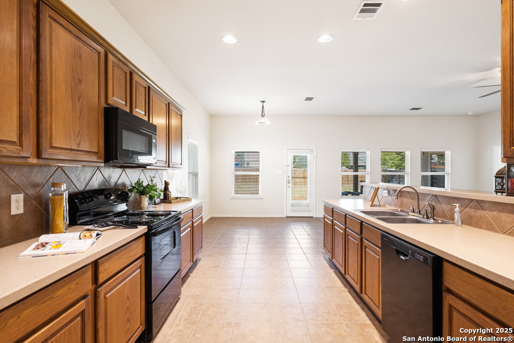 318 Birkdale