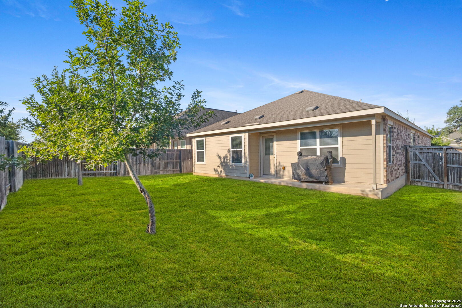 15046 Gelding Hts
