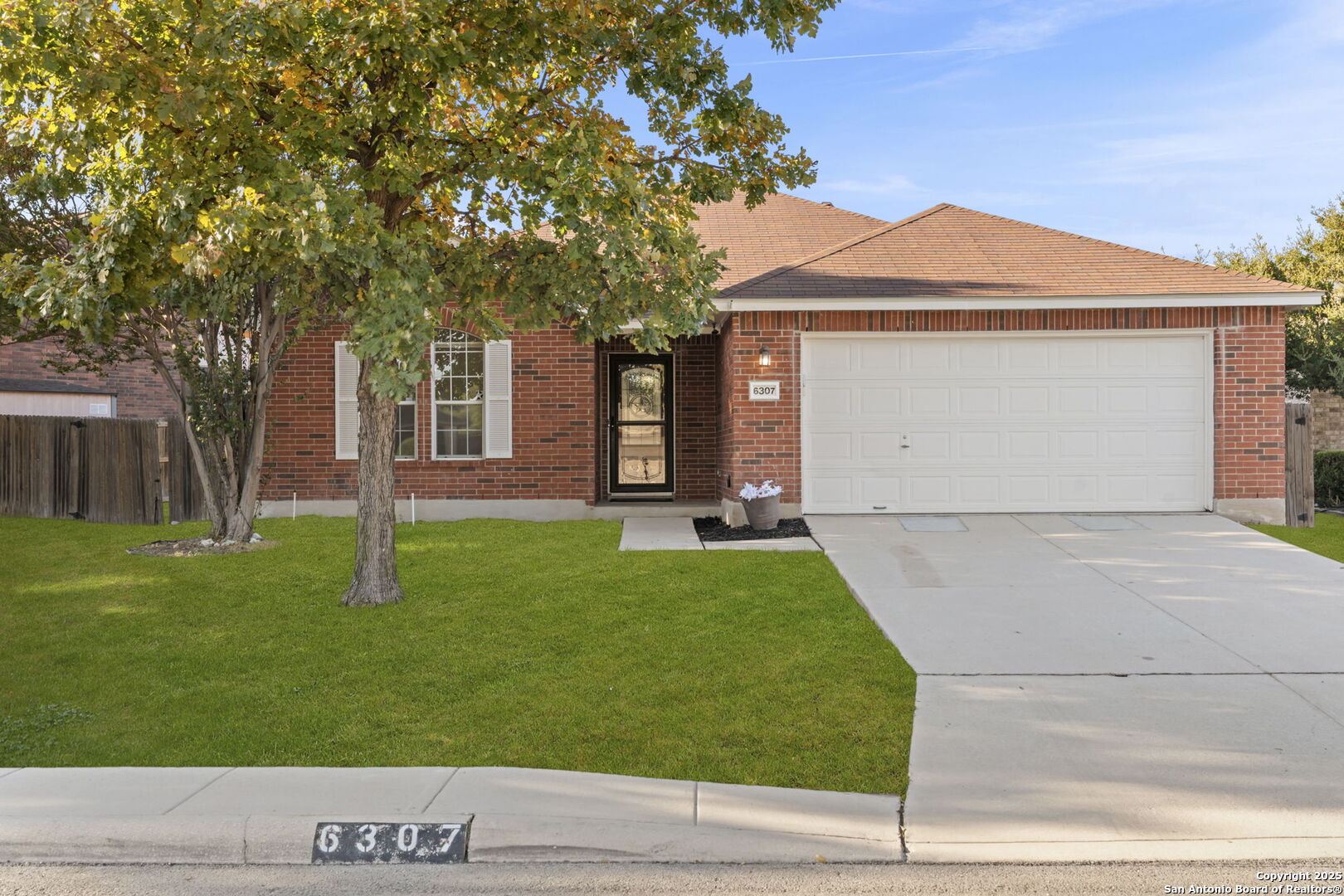 6307 Parkland Oaks