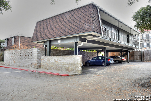 1045 SHOOK AVE 148 J