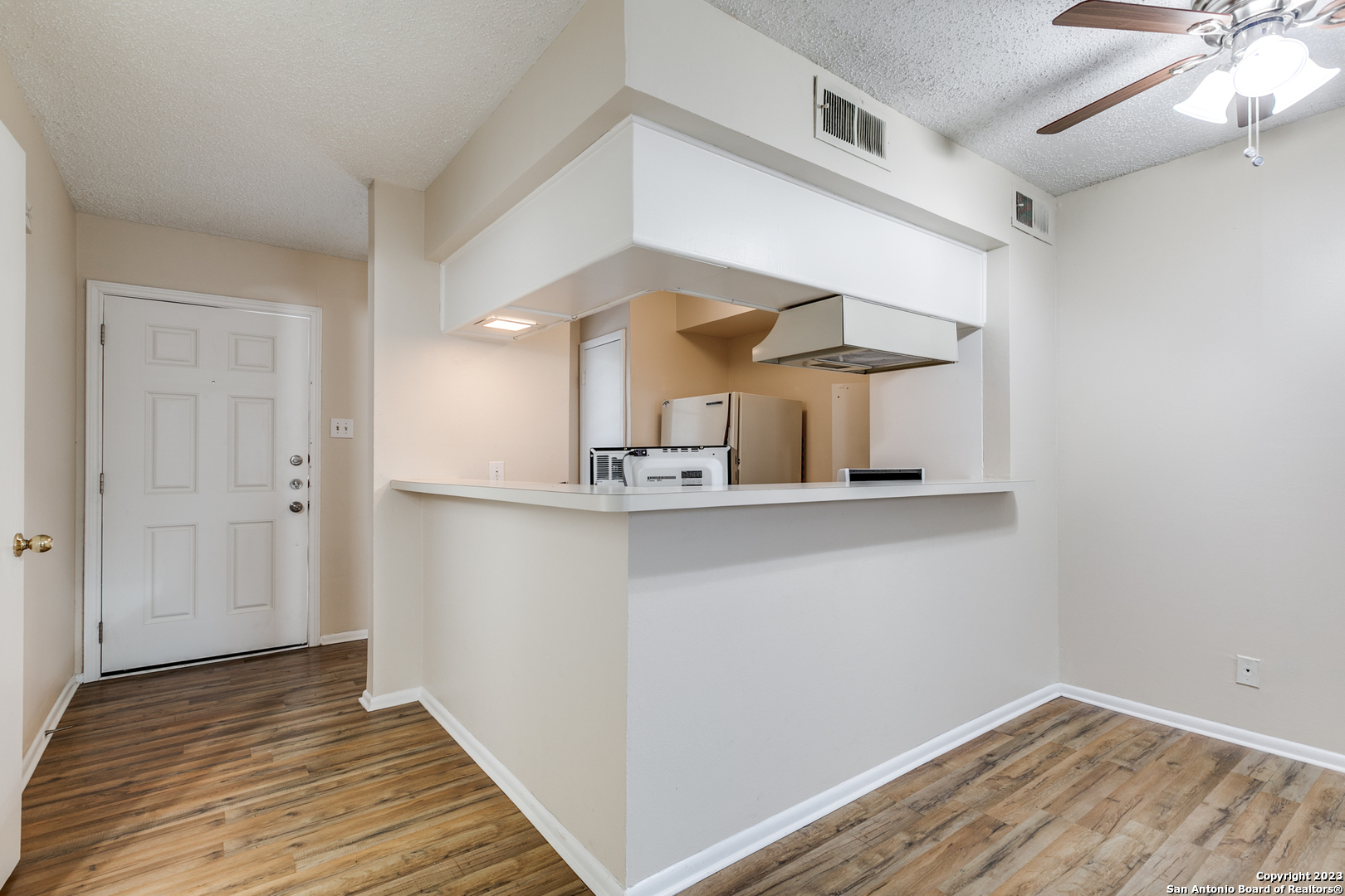 1045 SHOOK AVE 148 J