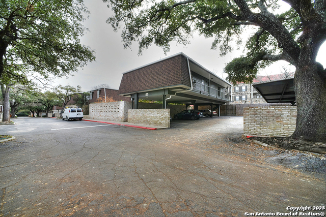 1045 SHOOK AVE 148 J