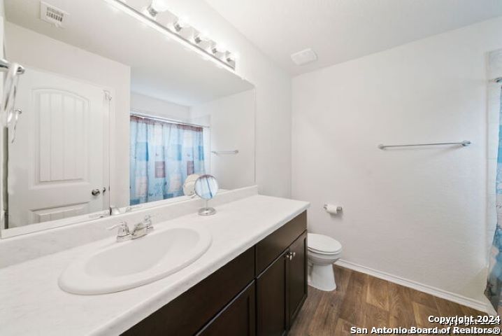 11423 BLACKMORE LEAP