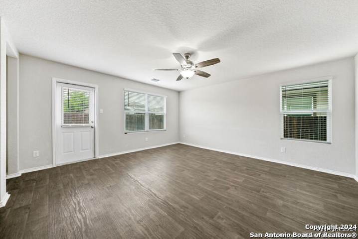 11423 BLACKMORE LEAP