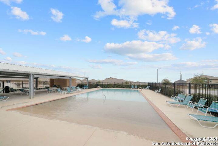 11423 BLACKMORE LEAP