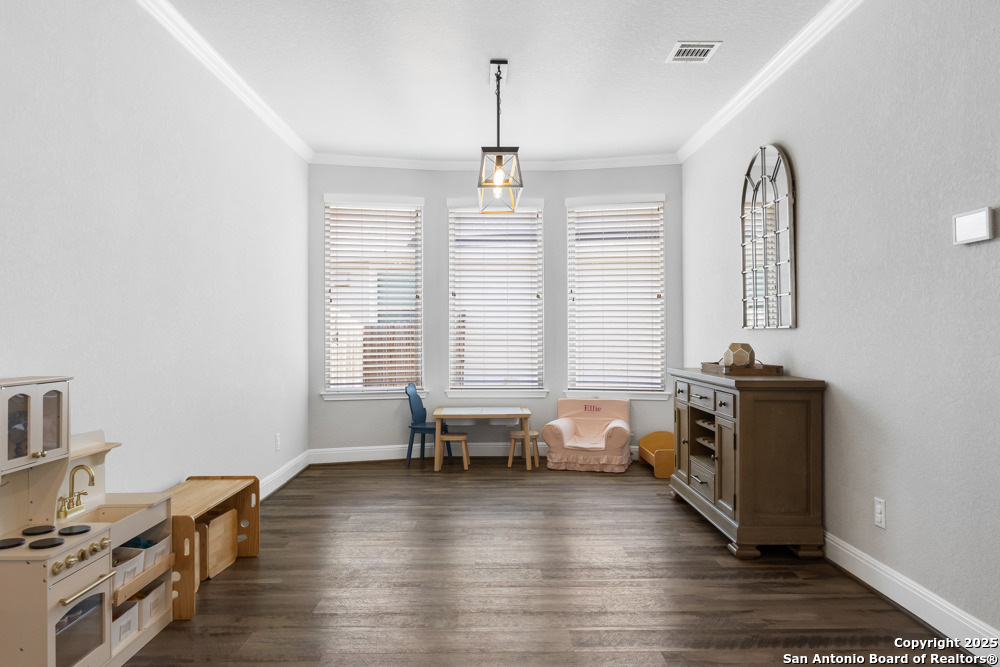 2343 greystone