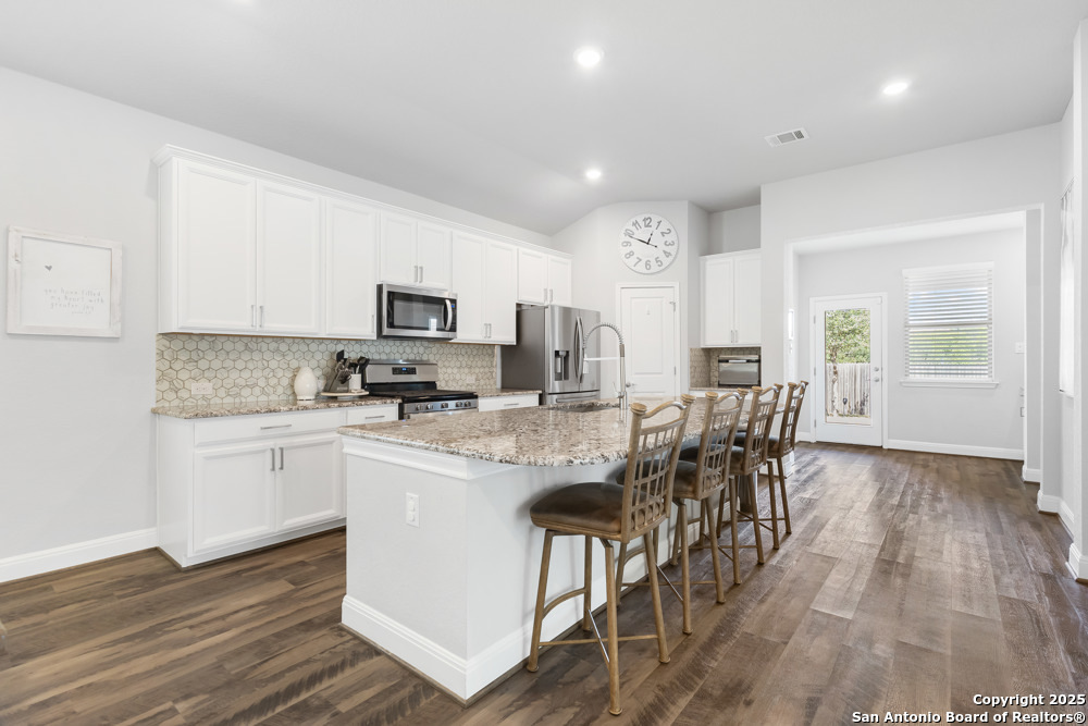 2343 greystone