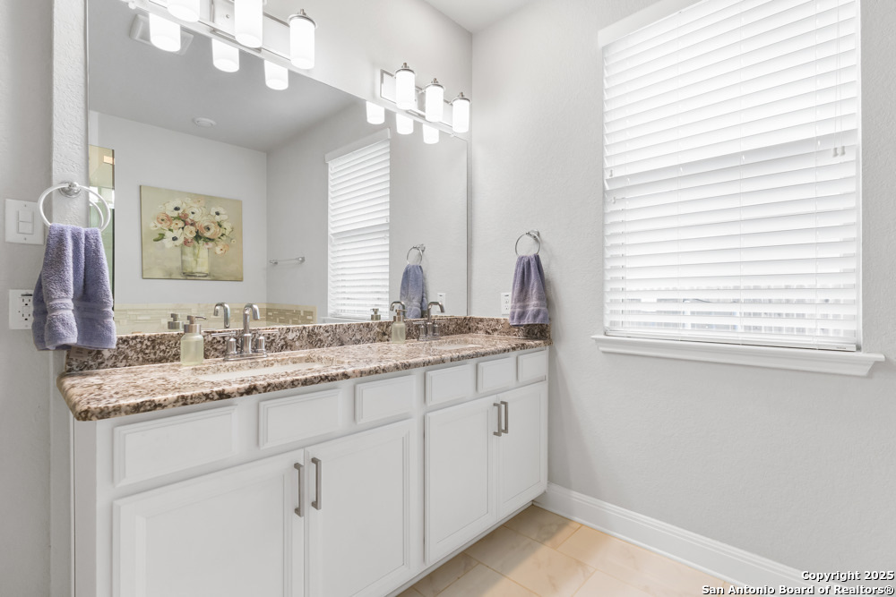 2343 greystone