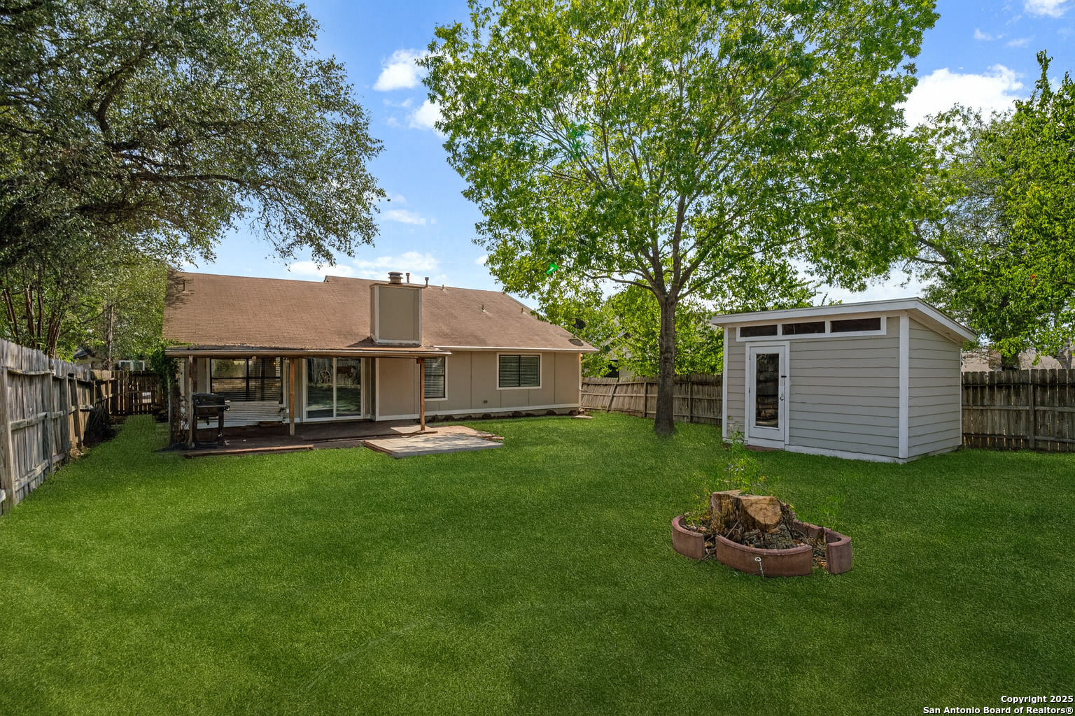824 Garden Meadow