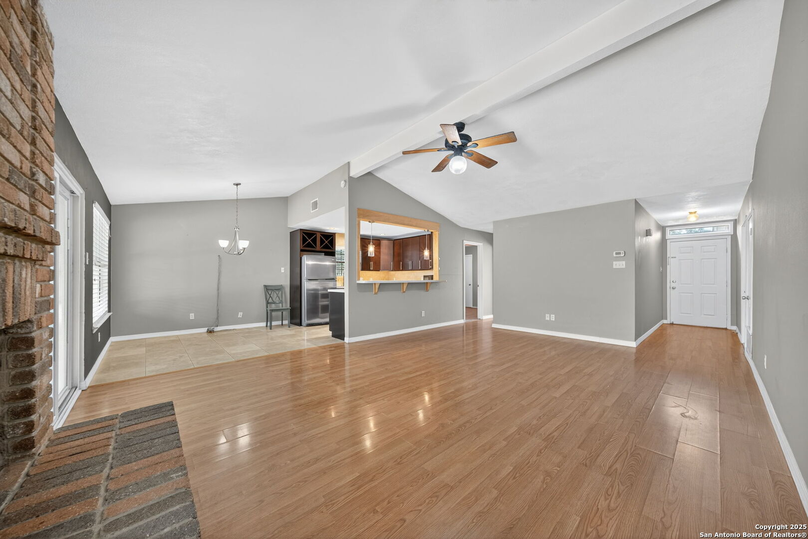 824 Garden Meadow