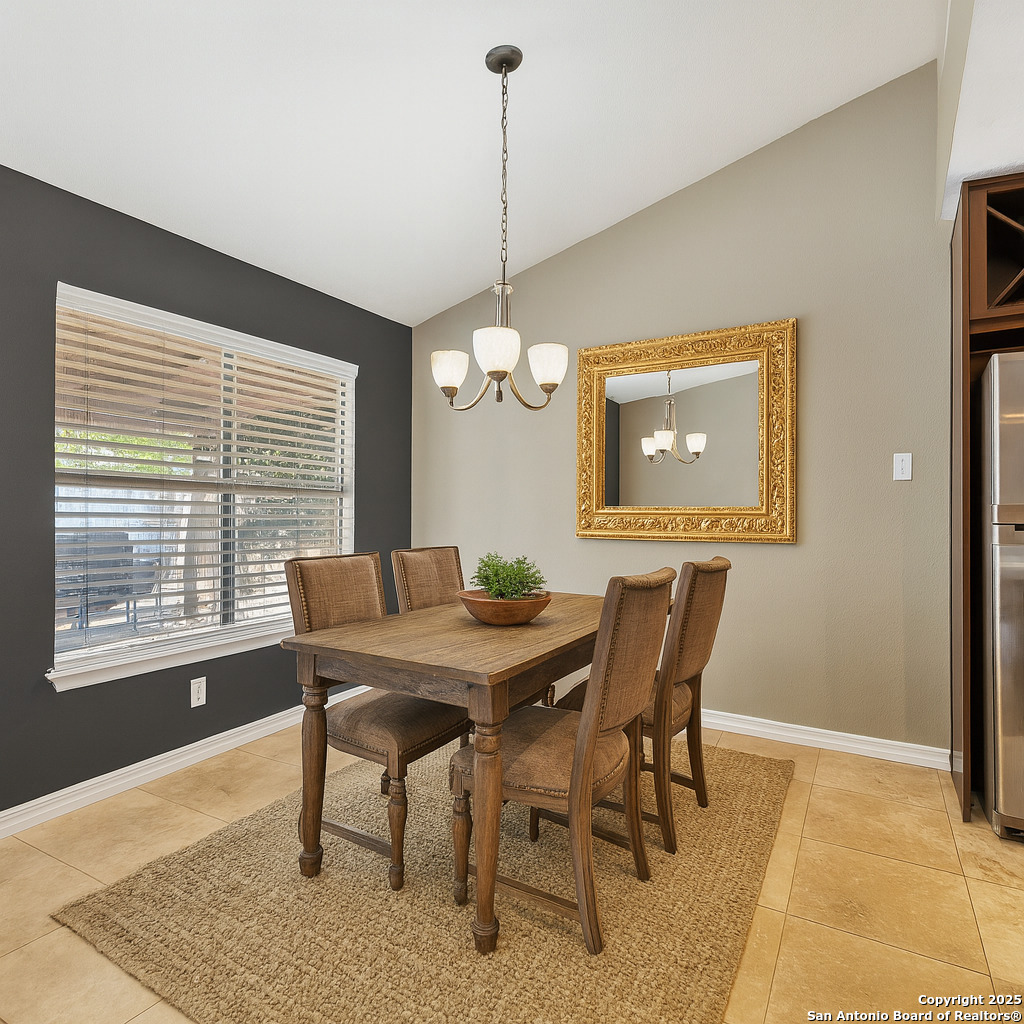 824 Garden Meadow