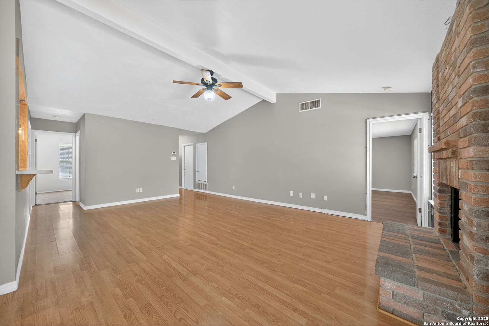 824 Garden Meadow