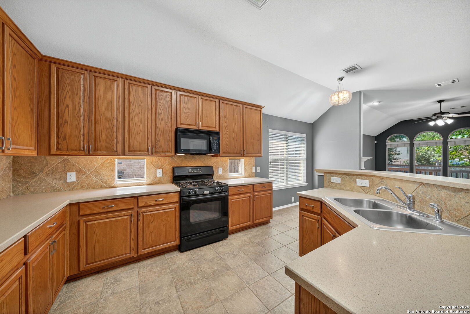 4525 Ridge Canyon