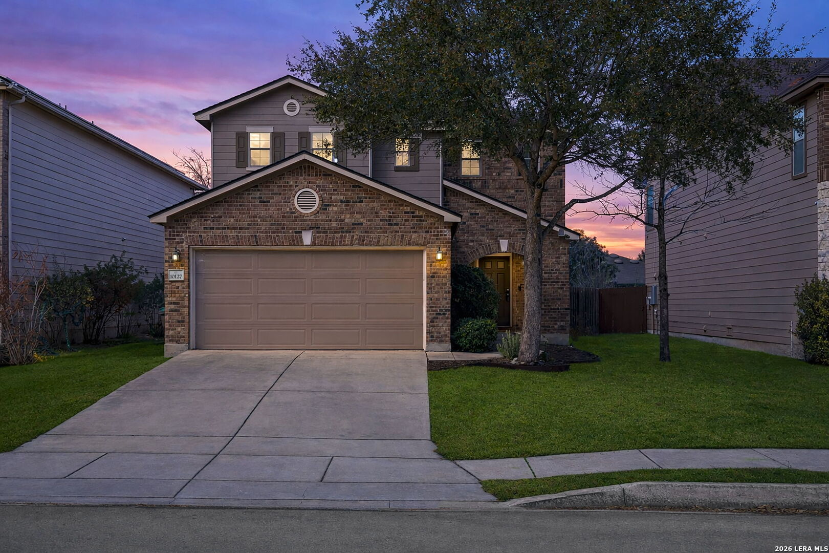 10127 Ancient Anchor