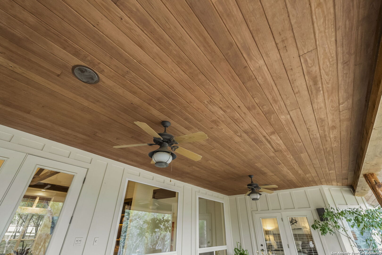 121 Saddle View