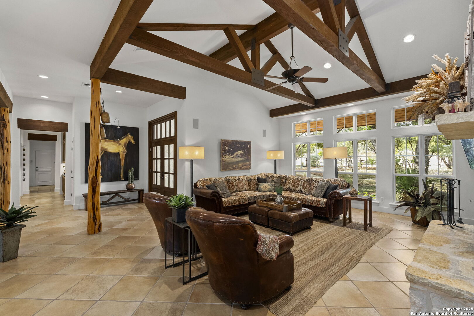 121 Saddle View