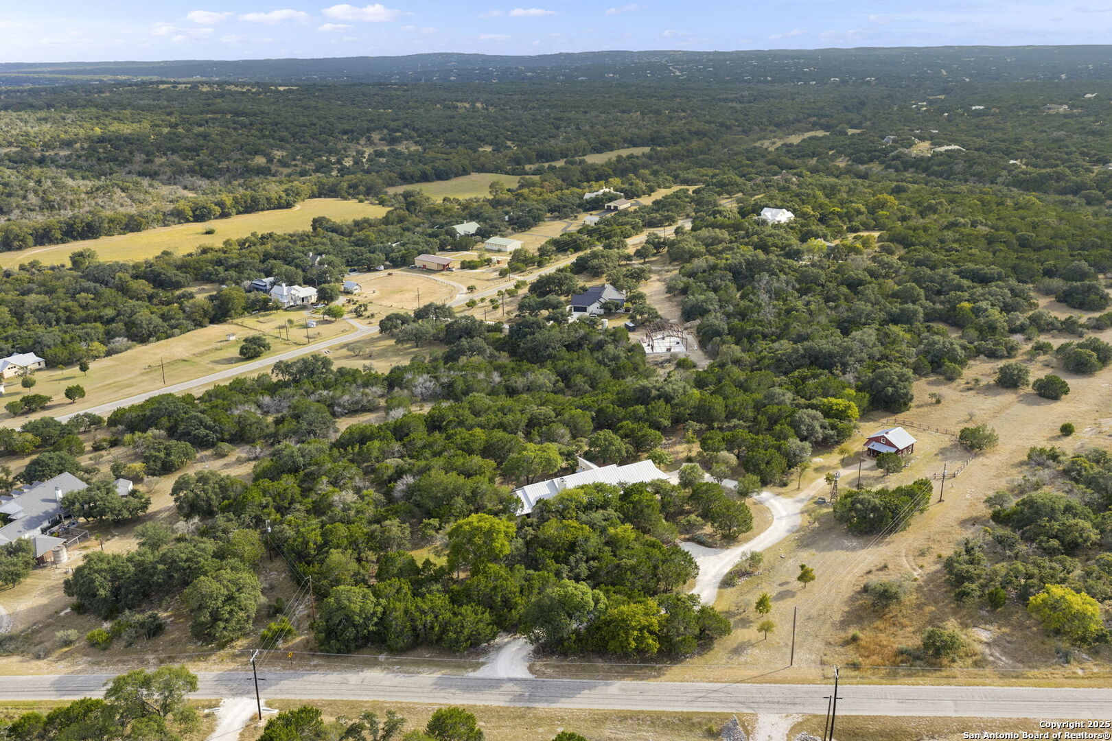 121 Saddle View