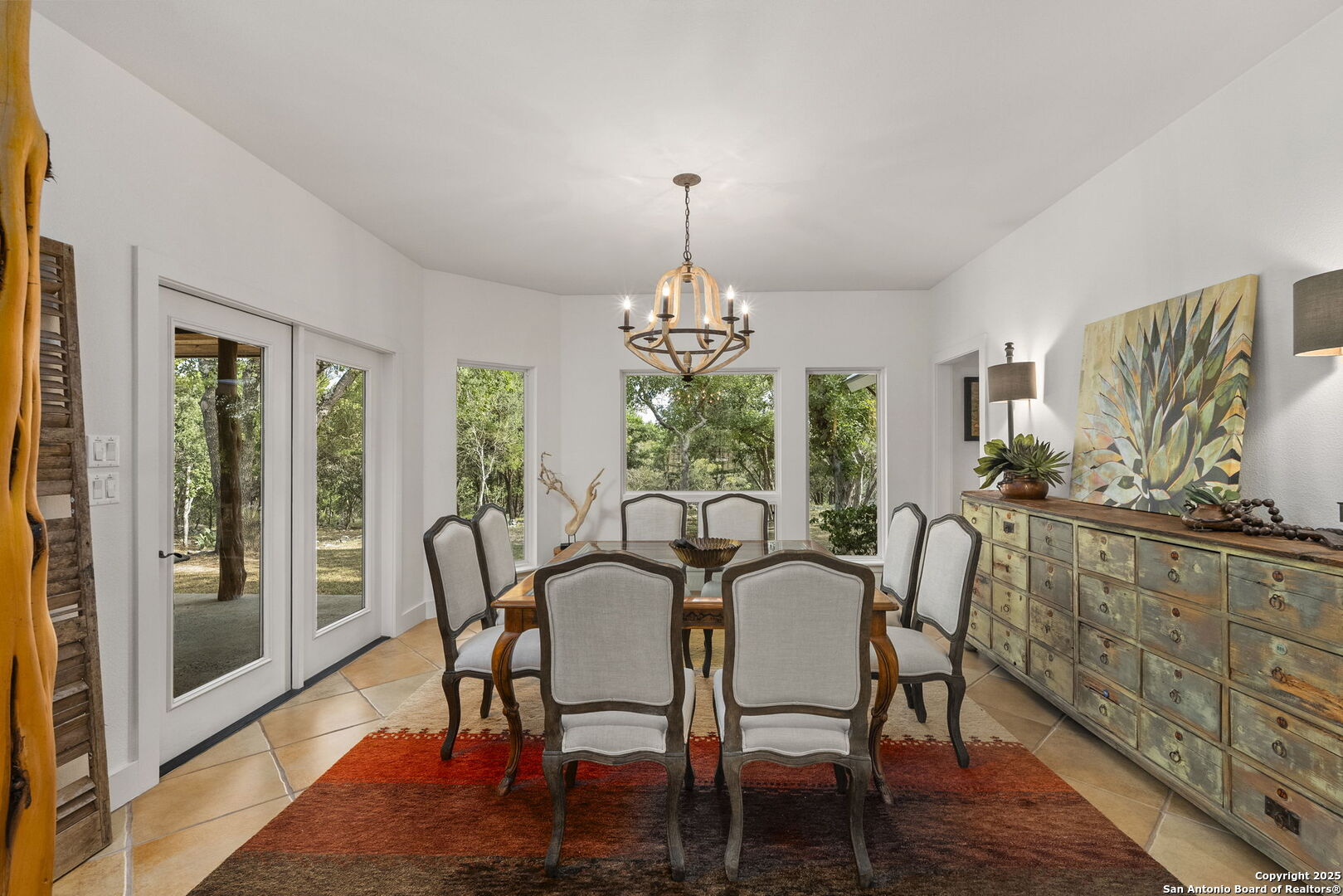 121 Saddle View