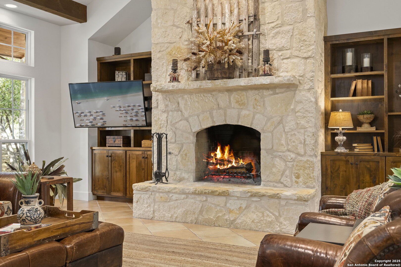 121 Saddle View