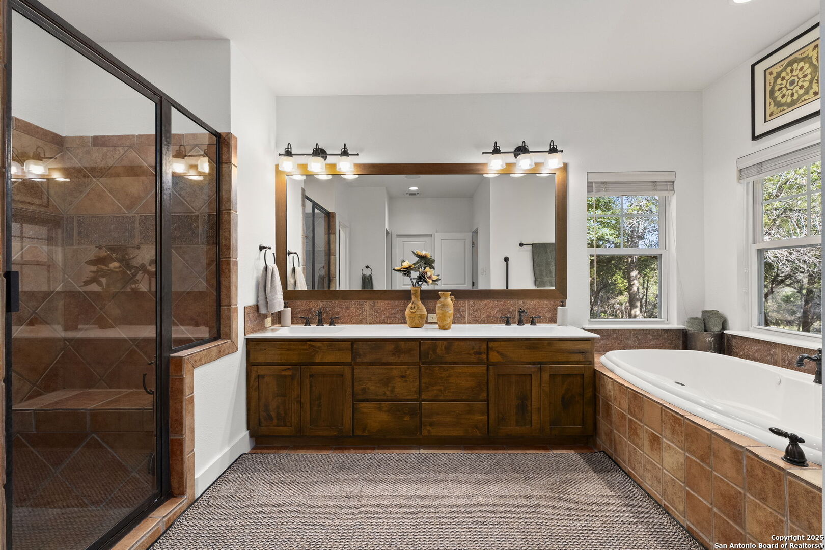 121 Saddle View