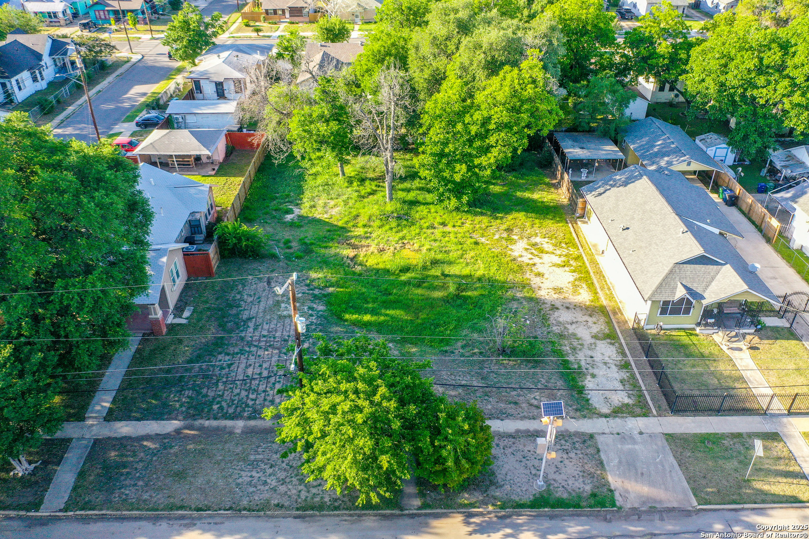 255 N Park Blvd