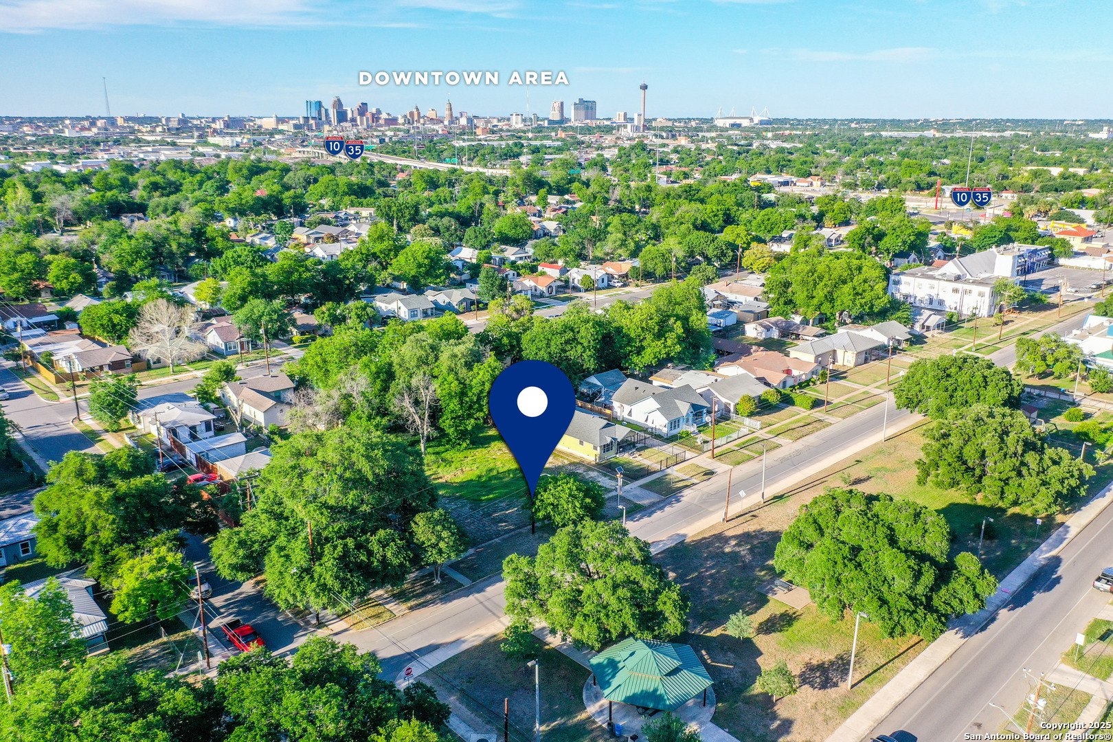 255 N Park Blvd