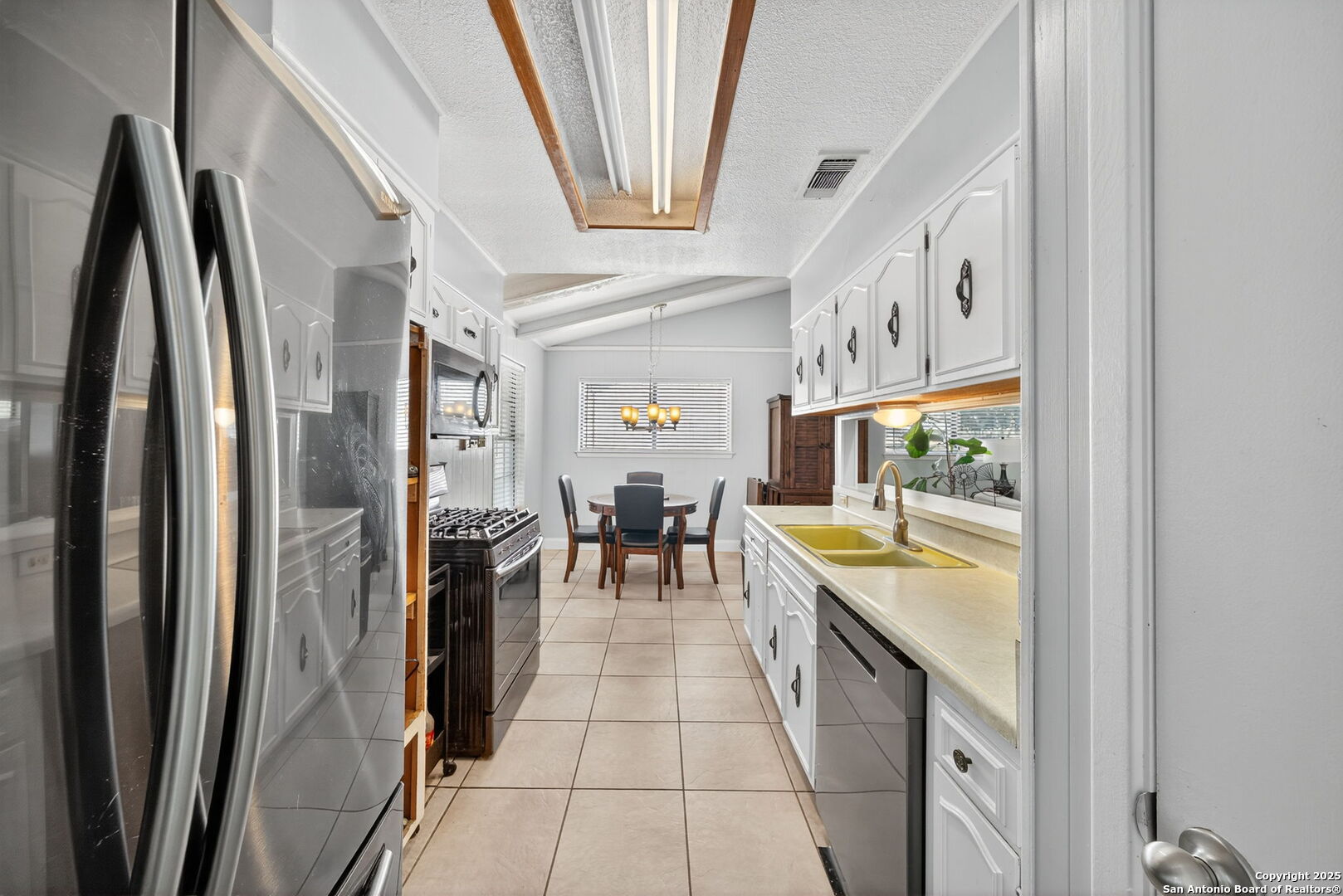 7707 Mary Carolyn St