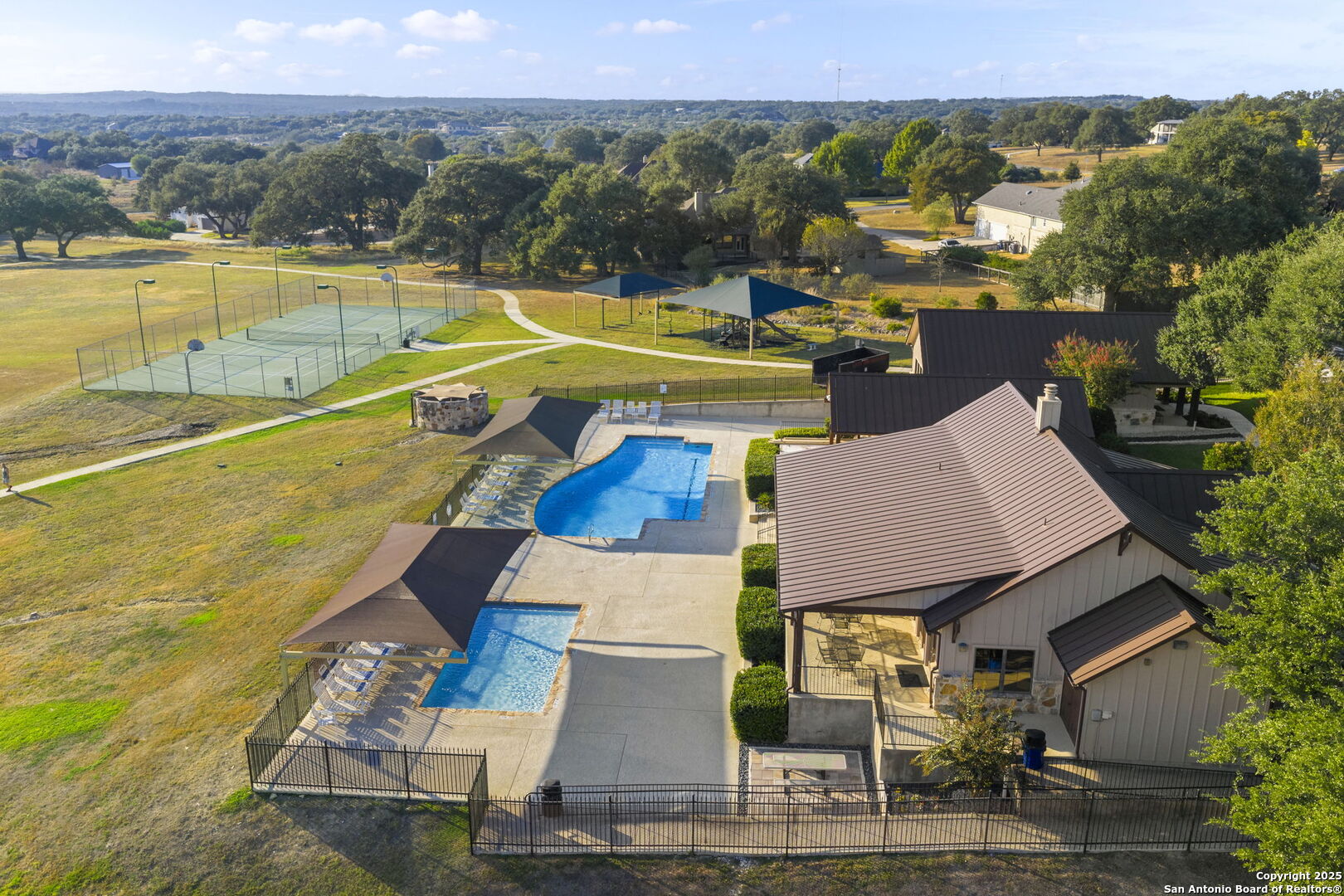 651 River Chase Dr