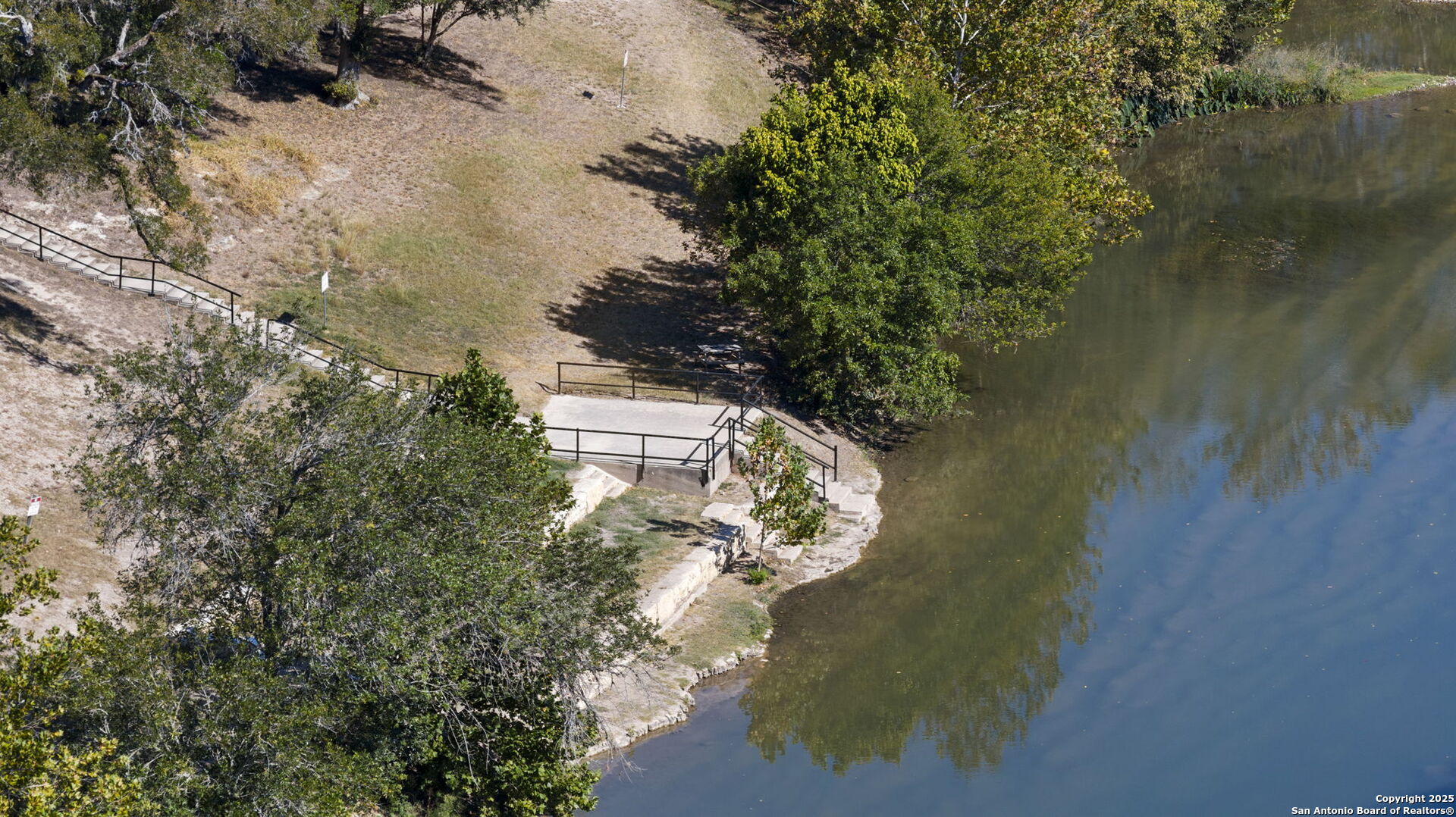 651 River Chase Dr