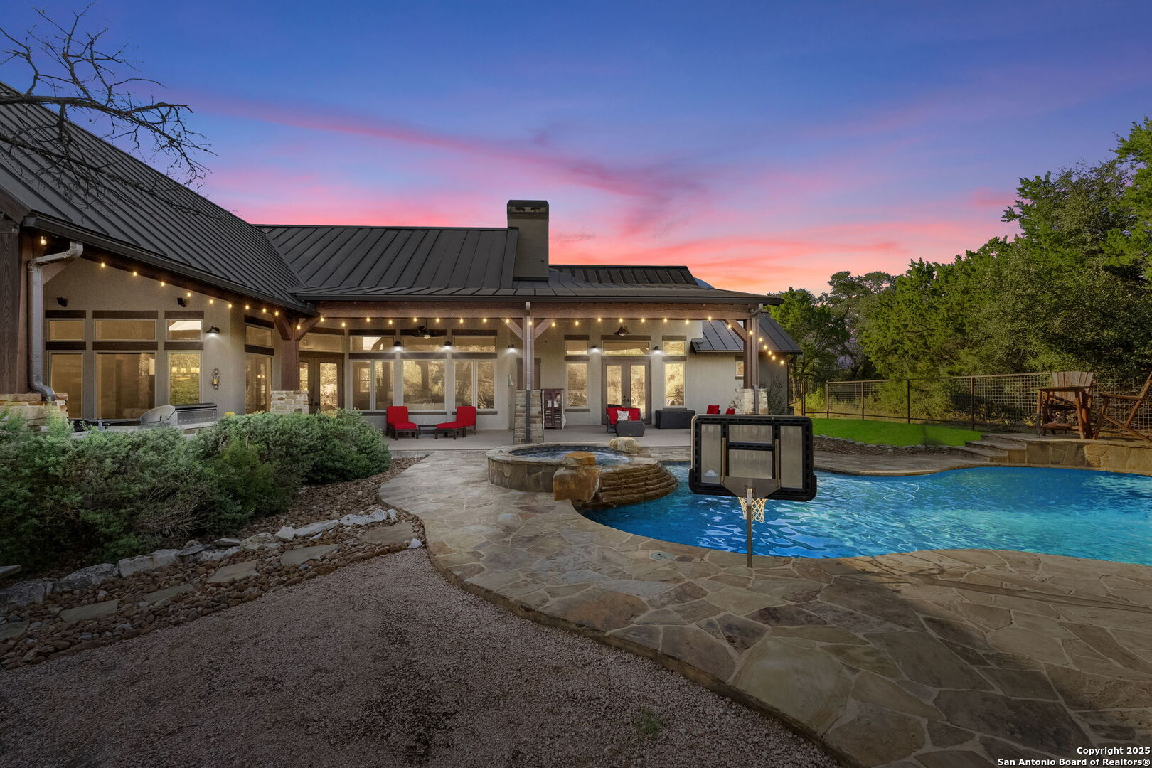 651 River Chase Dr