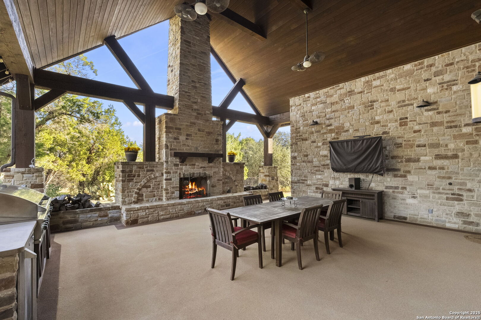651 River Chase Dr