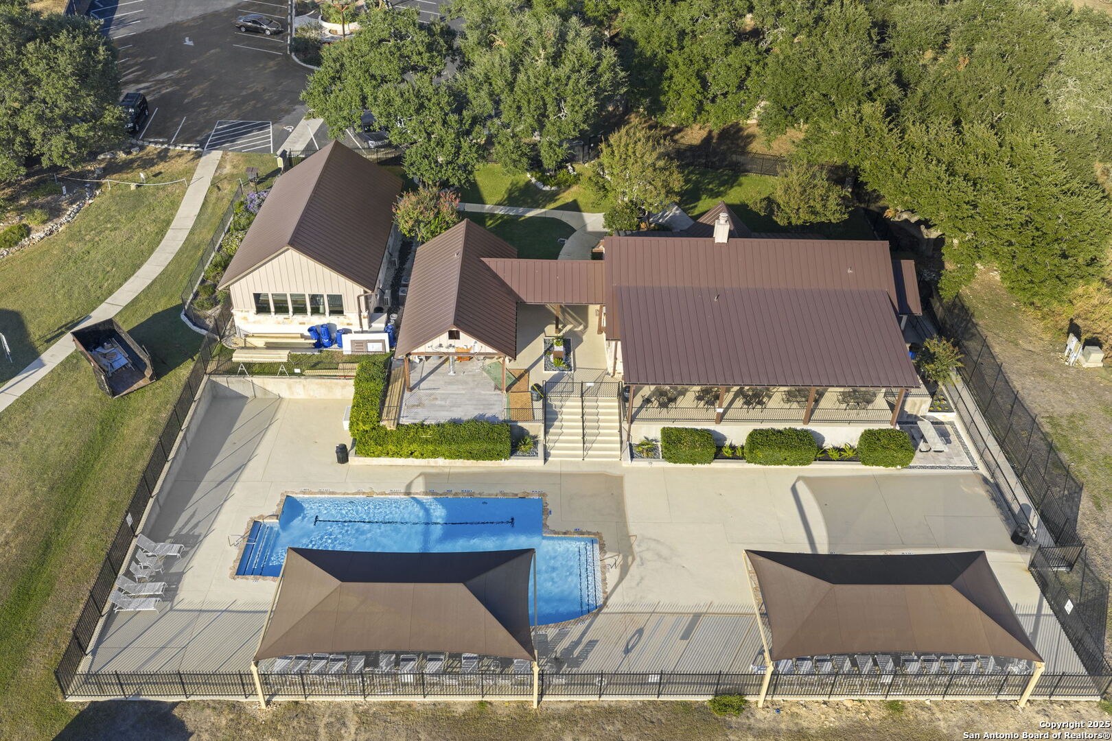 651 River Chase Dr