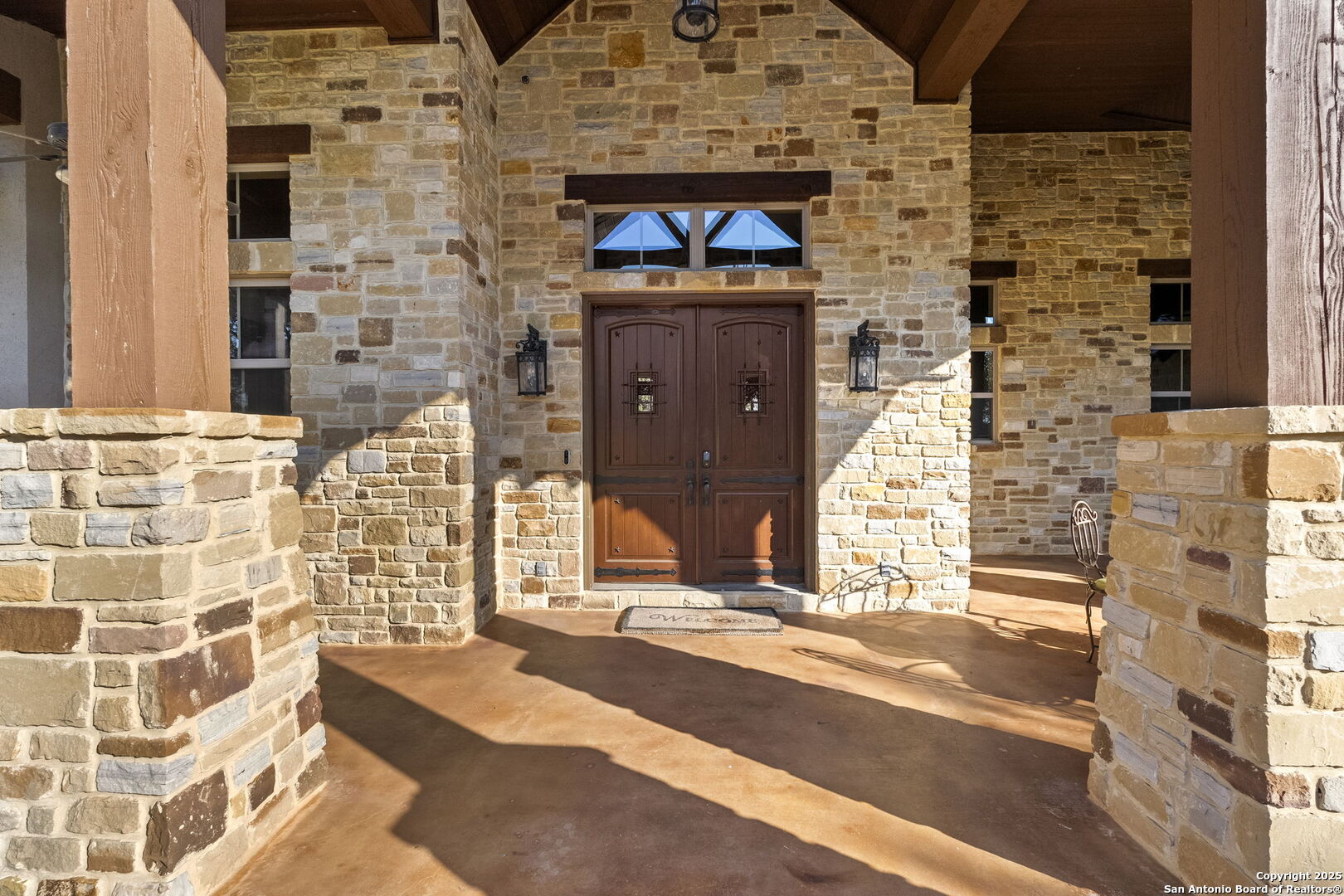 651 River Chase Dr