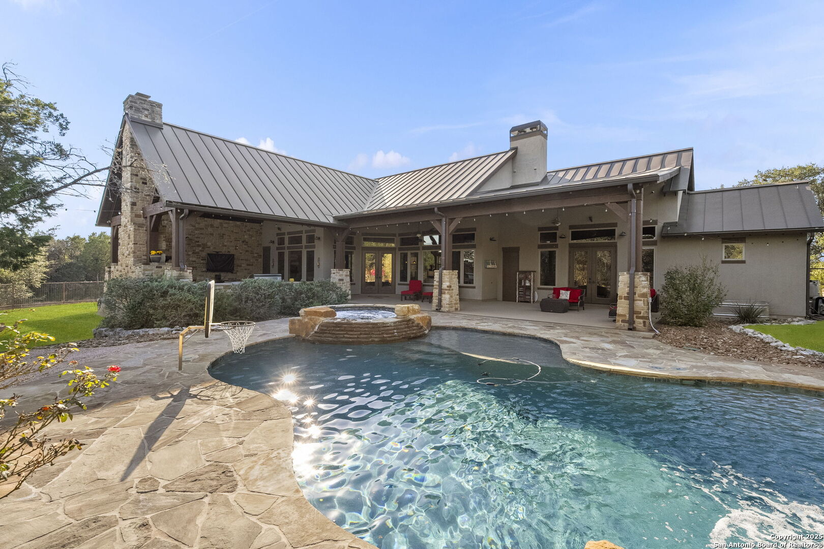651 River Chase Dr