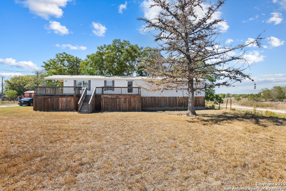 716 Lakeshore Drive South