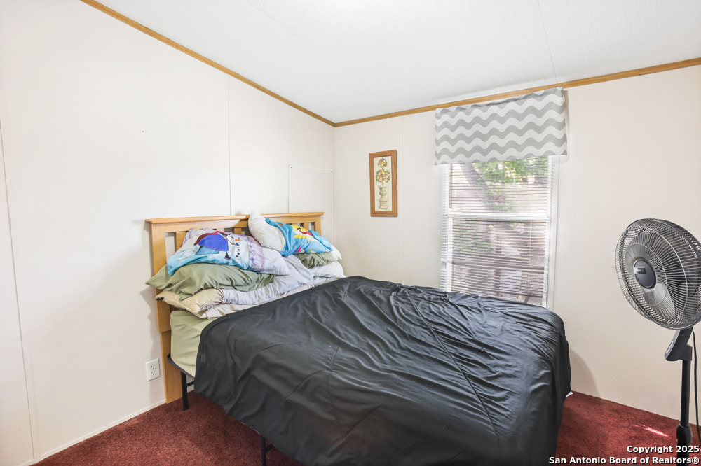 716 Lakeshore Drive South