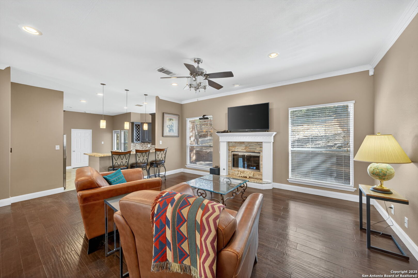 6718 Grove Creek