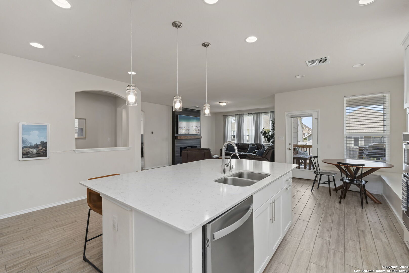 3235 Prairie Rose