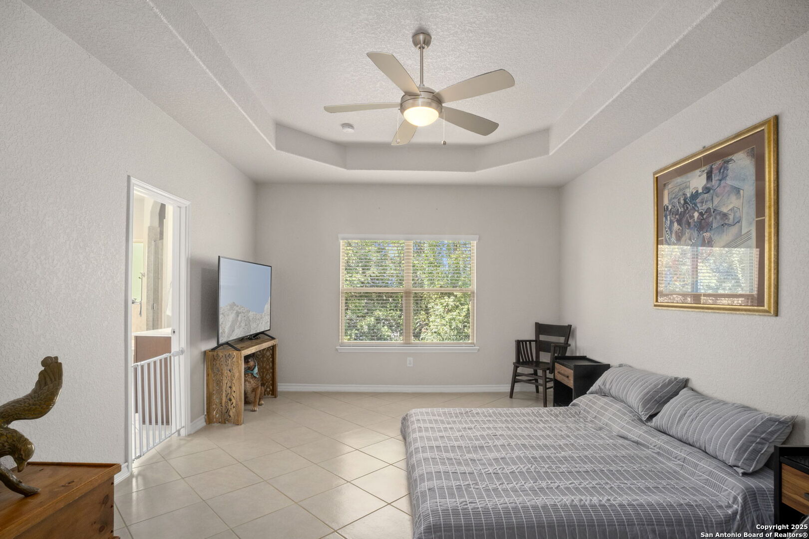 6247 Lowrie