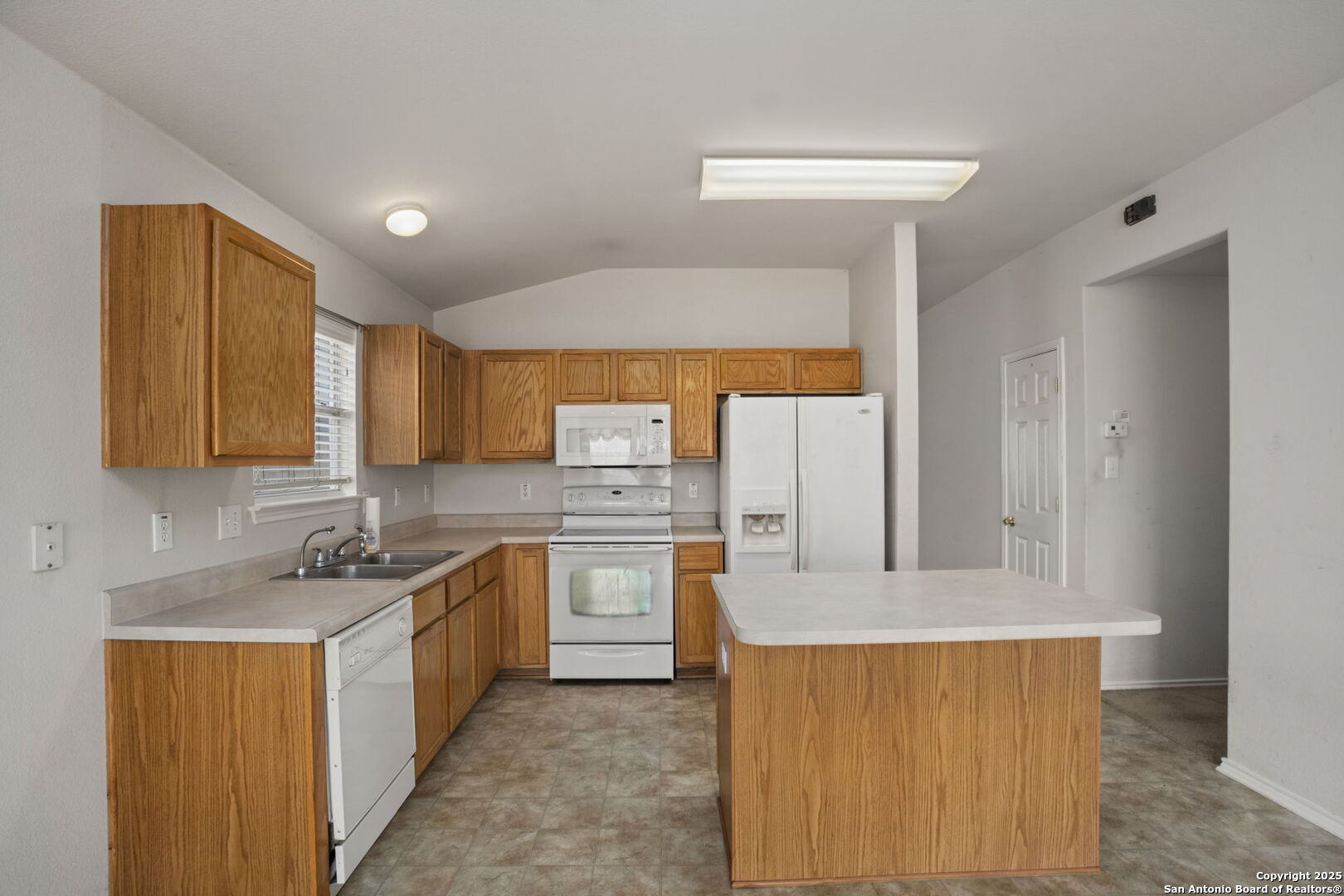 9006 Granberry Pass