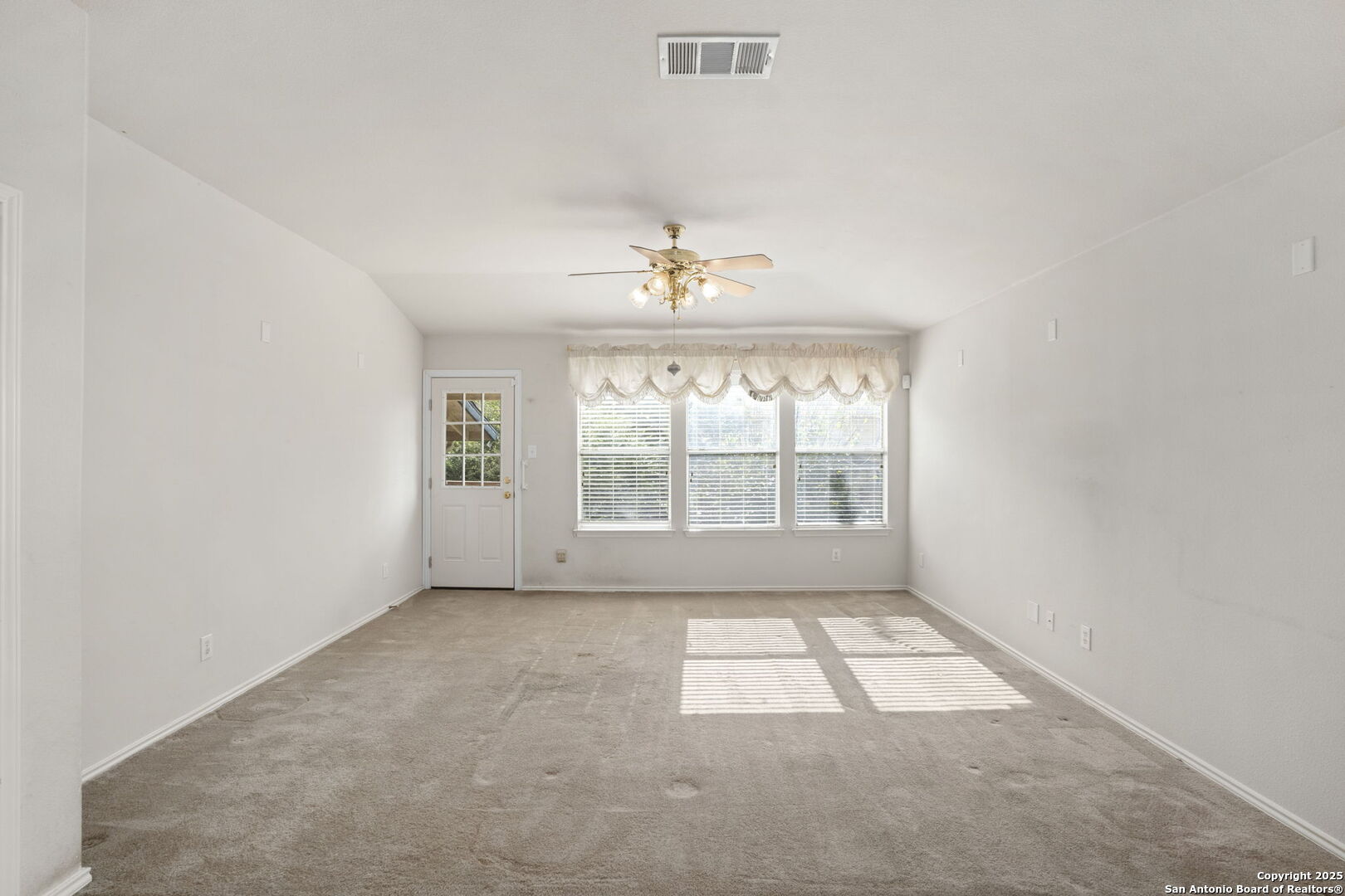 9006 Granberry Pass