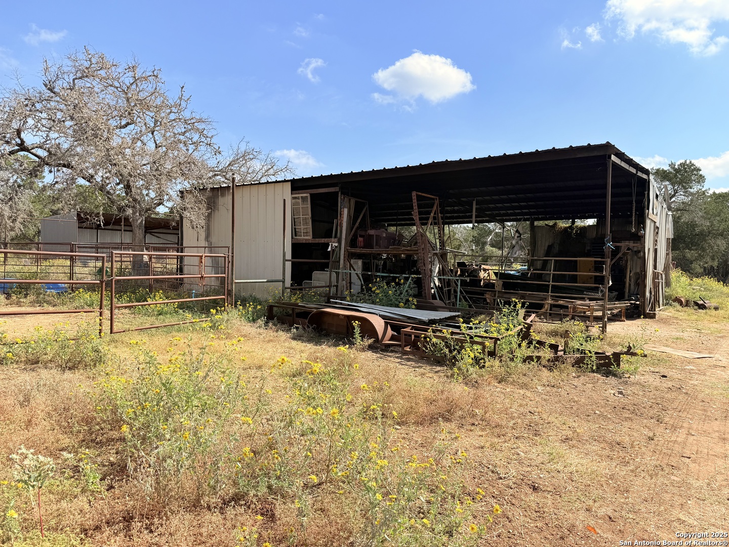 230 Juniper Ln
